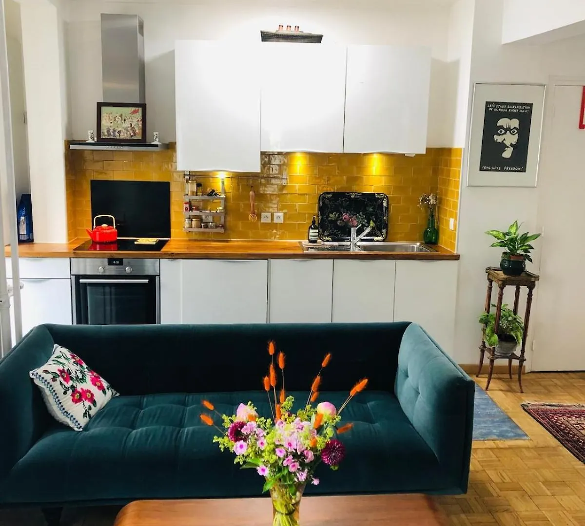 Apartment Beautiful And Bright Appartement In Montmartre Paris