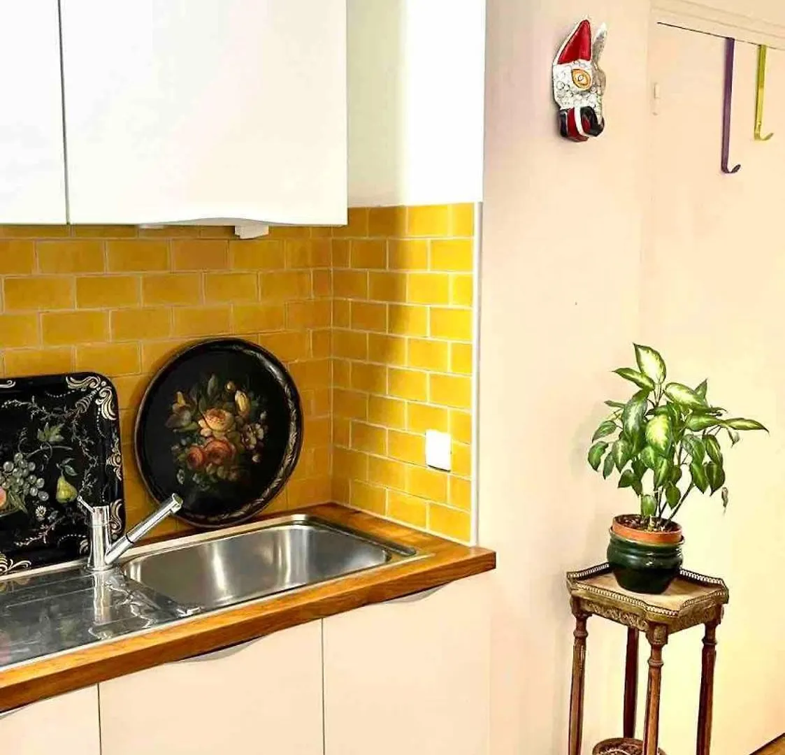 Beautiful And Bright Appartement In Montmartre Paris 0*,  France